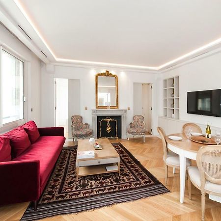 Luxury Montaigne Apartment Párizs Kültér fotó