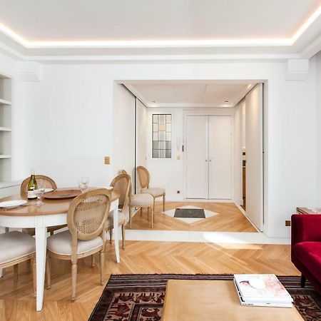 Luxury Montaigne Apartment Párizs Kültér fotó
