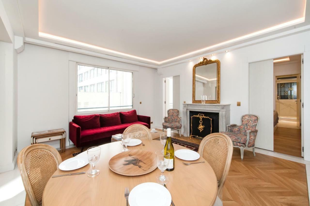 Luxury Montaigne Apartment Párizs Kültér fotó