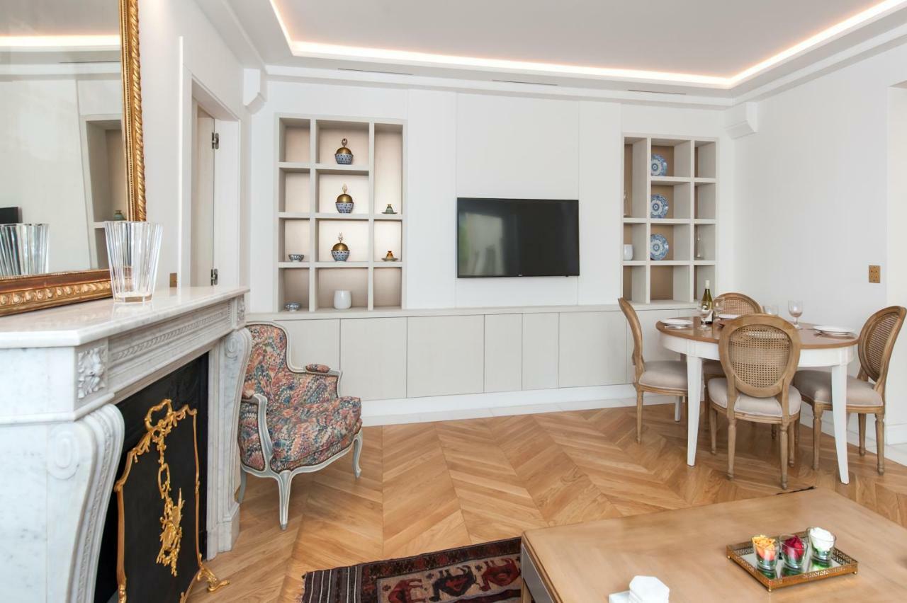 Luxury Montaigne Apartment Párizs Kültér fotó