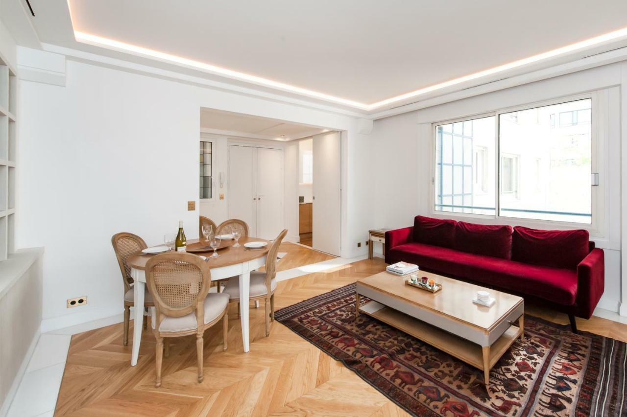 Luxury Montaigne Apartment Párizs Kültér fotó