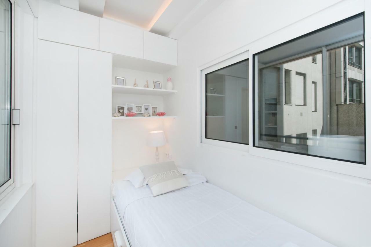 Luxury Montaigne Apartment Párizs Kültér fotó
